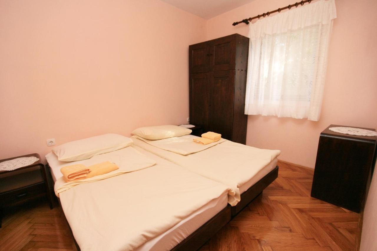 Apartments With A Parking Space Novi Vinodolski - 5514 エクステリア 写真